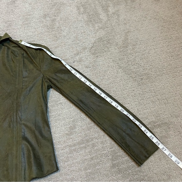 Love Tree Jacket Women’s Small Olive Green Faux Suede Moto Classic Casual Boho - Picture 11 of 11